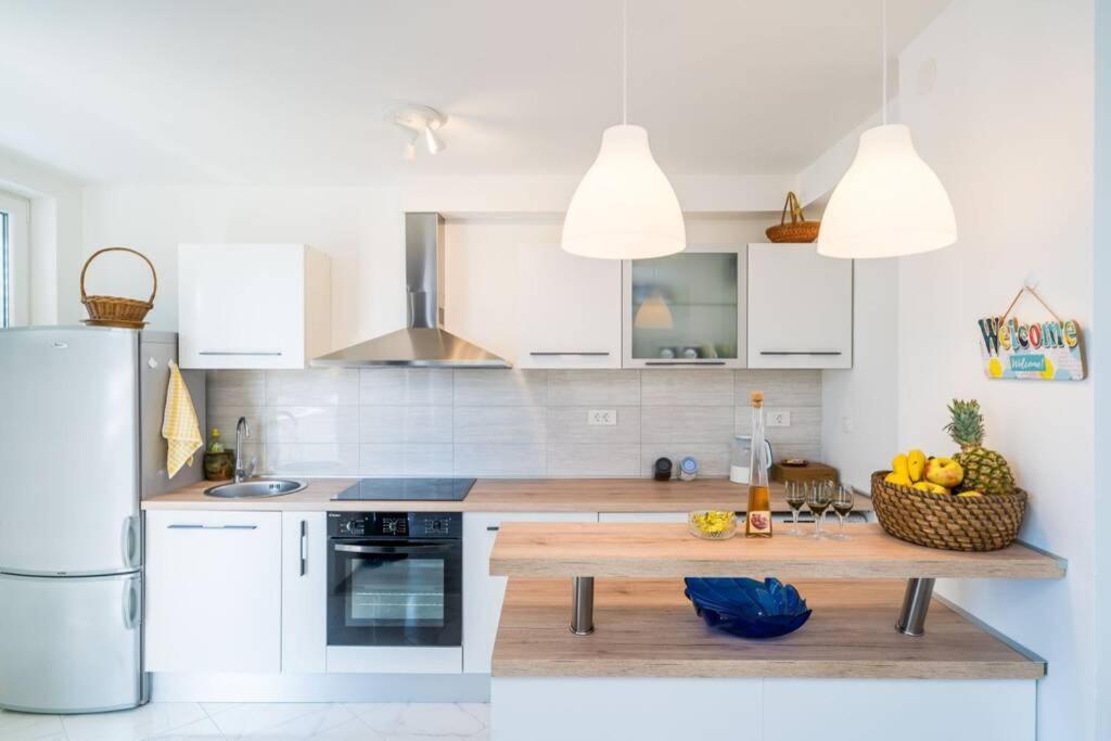 Katarina Sea View Apartment